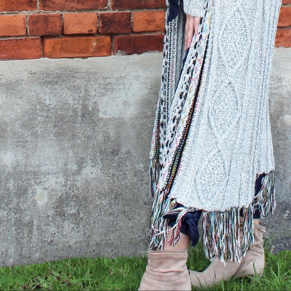 EXHALE LONGLINE BOHO GRAY CABLE CARDIGAN - Picture 4 of 4